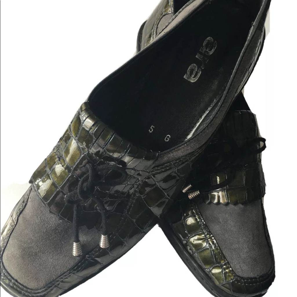 Ara Rachel Crocodile Slip On Olive Loafer Size 5